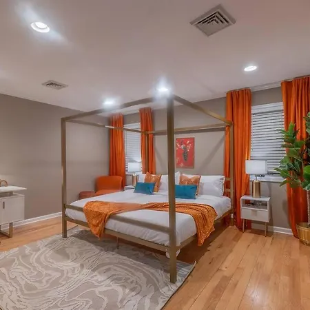Bayonne Chalet